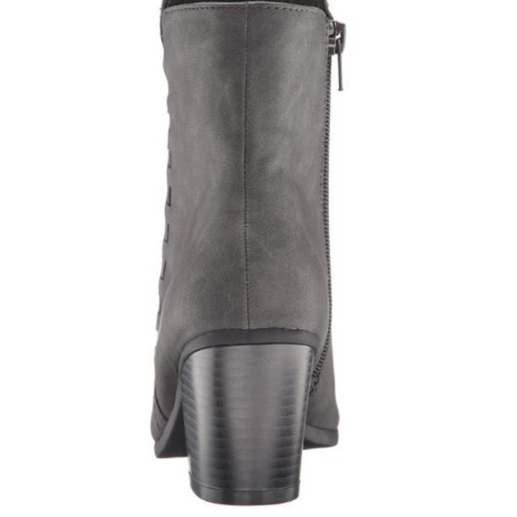 *SALE* Aerosoles Vitality Booties Grey - Picture 2 of 4